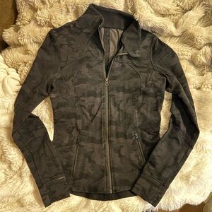 Lululemon Define Jacket Forme Jacket Black Grey Camo Size 10
